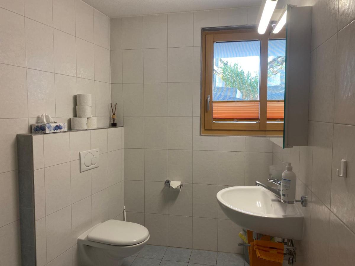 Ferienwohnung In Tschlin Mit Panoramablick المظهر الخارجي الصورة